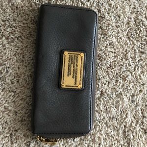 Marc Jacobs wallet